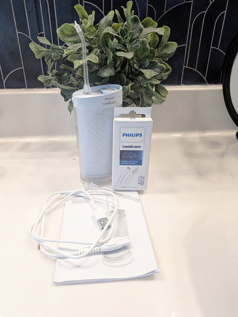 Philips Sonicare Compact Flosser 1000